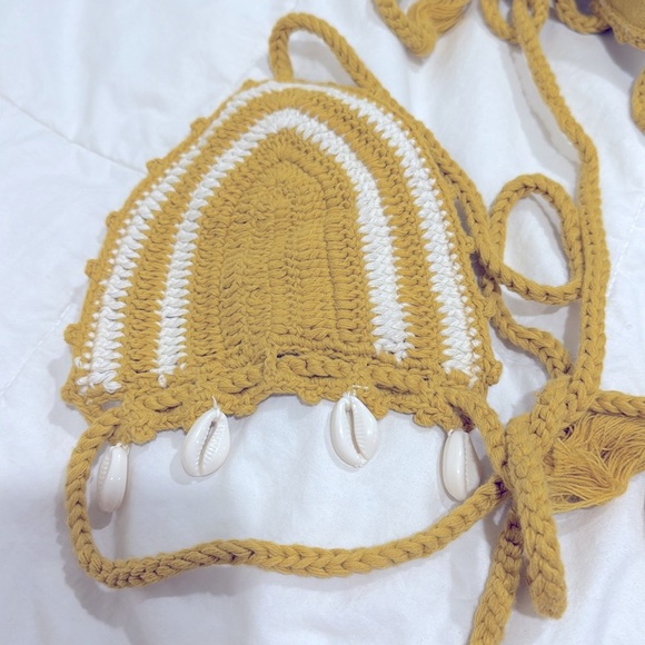 TULAROSA REMY Crochet Shell Embellished Swim Bikini Top sz M - Picture 4 of 6